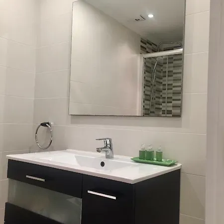 アパート Easo Amplio Y Funcional Cerca De La Playa. サン・セバスティアン