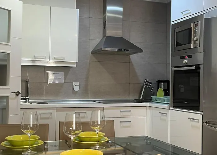 Apartment Easo Amplio Y Funcional Cerca De La Playa. *