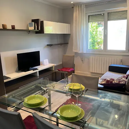 Apartamento Easo Amplio Y Funcional Cerca De La Playa. *